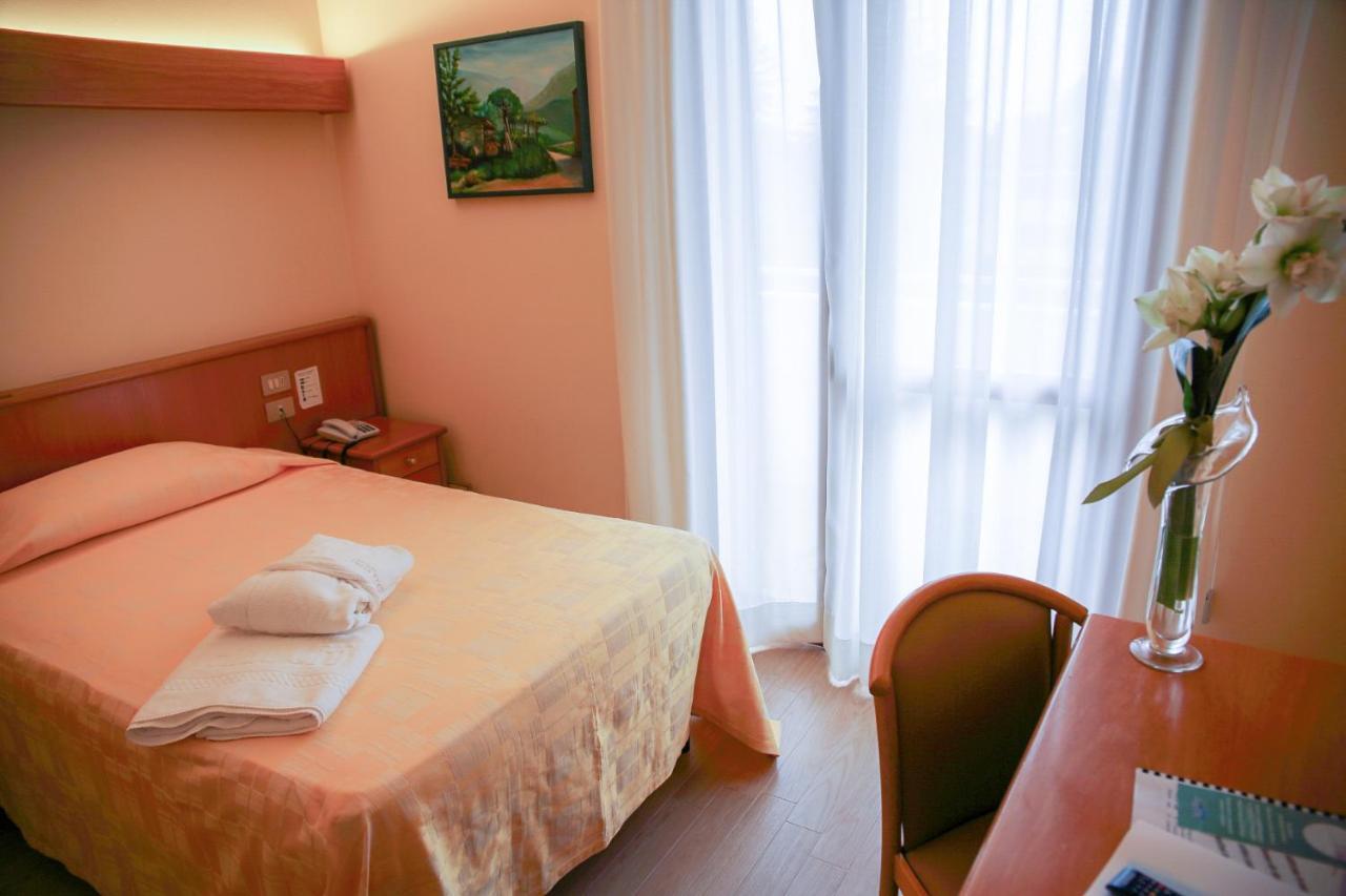 Hotel Terme Vena D'Oro Abano Terme Esterno foto